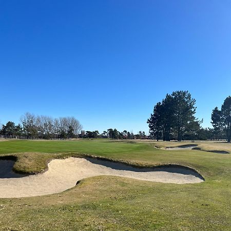 Boende Med Naerhet Till Golfbanan I Охус Экстерьер фото
